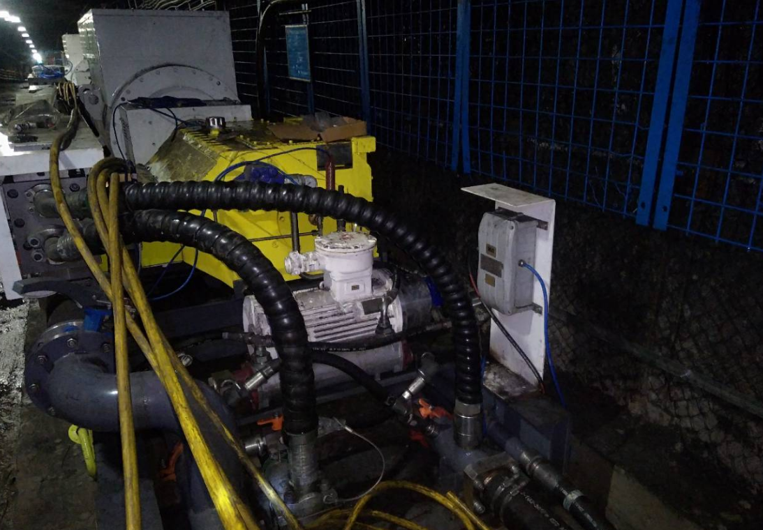 GYD12A礦用油液監(jiān)測傳感器在韓咀煤礦乳化液泵油箱的應(yīng)用實(shí)踐 圖1